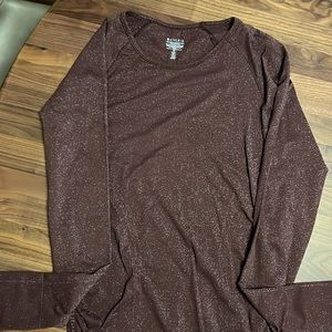 Athleta Speedlight Glow Top in Antique Burgundy - Size: Medium